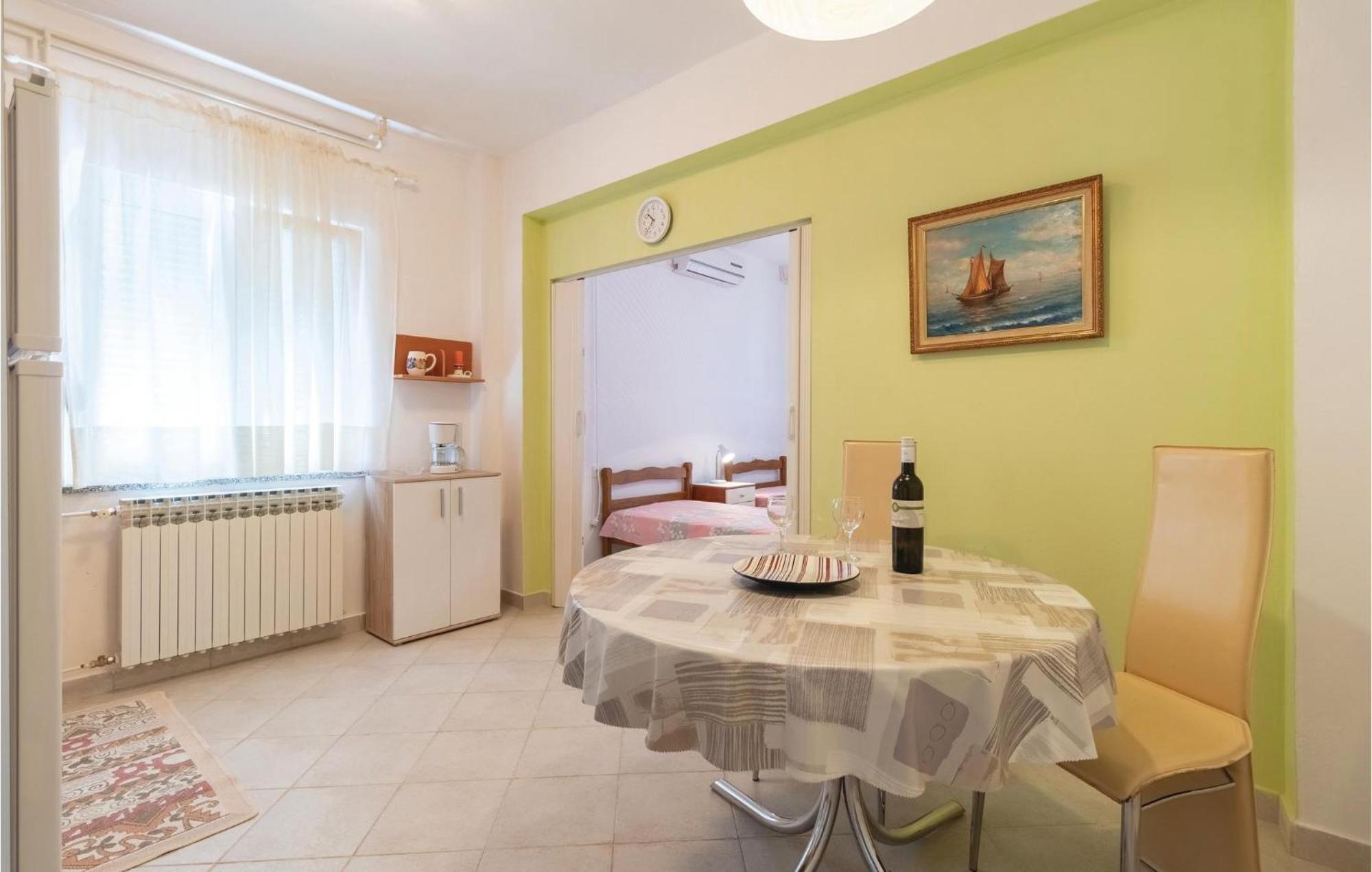 Nice Apartment In Zadar With Kitchen Exterior photo